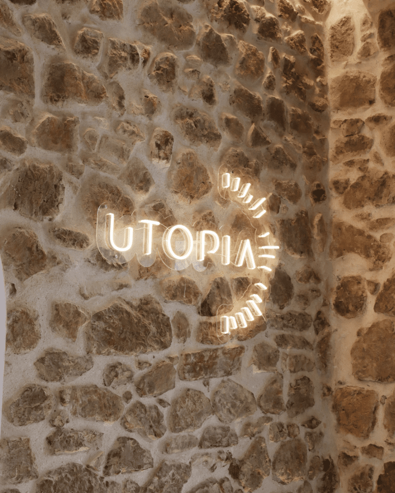 Logo Utopia-Cannes barber, coiffeur