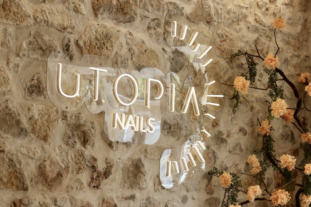 Utopia Nails à Cannes, spécialiste en manucure Russe